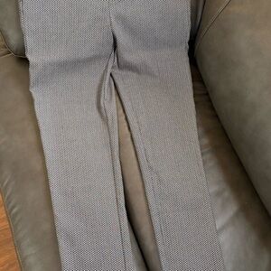 SJL APPAREL Black and White Patterned Pants